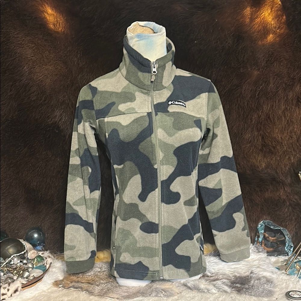 Columbia Green and Black Camouflage Fleece Jacket M 10/12 (5165)